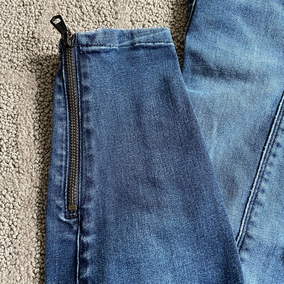 Diesel Women’s Jeans - Picture 3 of 7